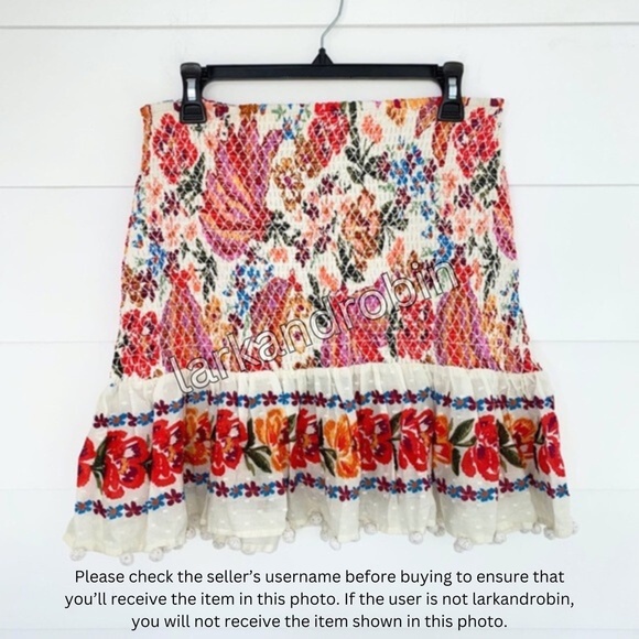 NEW Farm Rio Spring Bananas Mini Skirt Medium - Picture 13 of 17